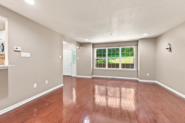 Foto del edificio - 278 Flagstone Rd