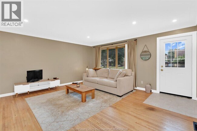 Photo du bâtiment - 1082 Coventry Ct