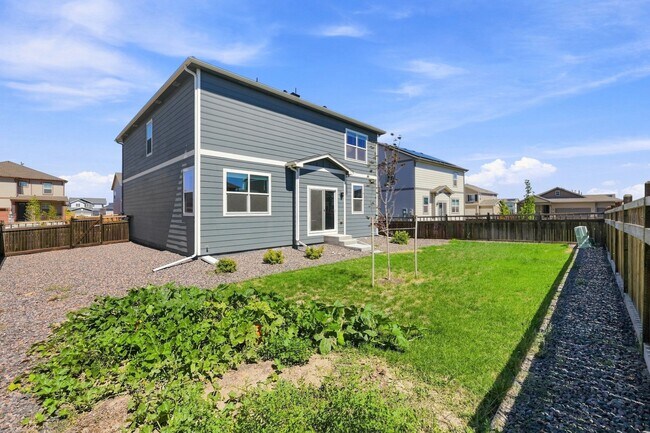 Foto del edificio - 4756 Windmill Dr