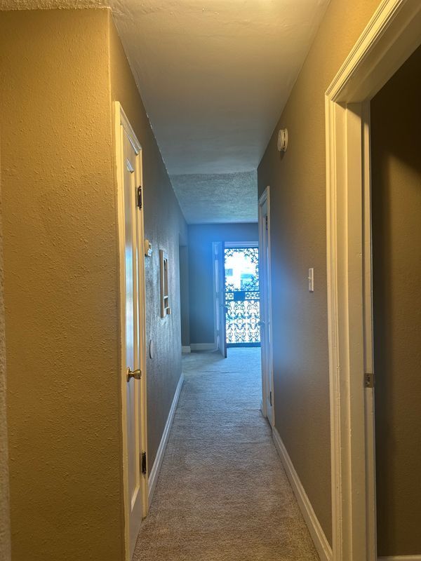 Foto del edificio - 6737 Kenwood Dr