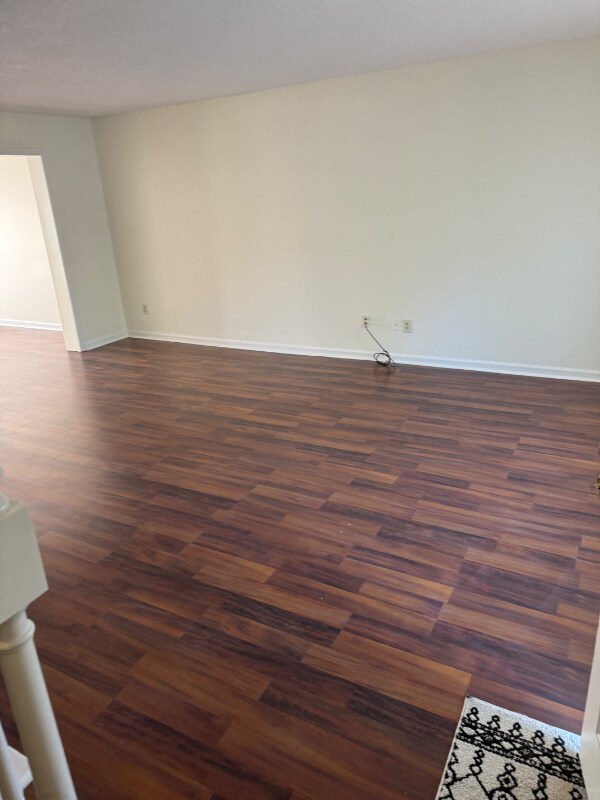 Foto del edificio - 1641 Forest Ave