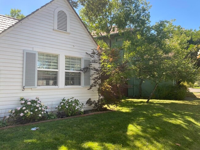 Building Photo - 2315 Dwight Way