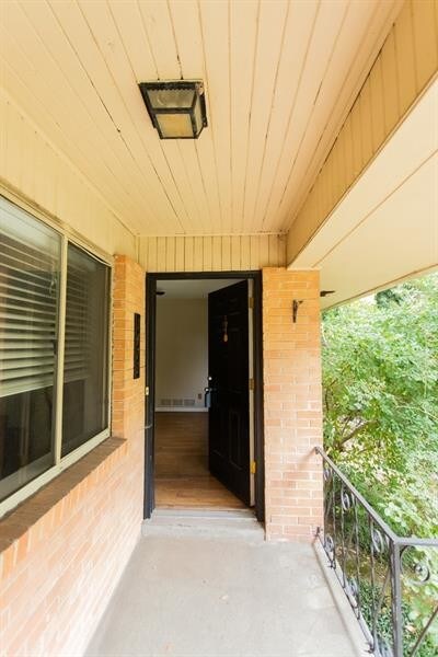 Foto del edificio - 1472 E Rock Springs Rd NE