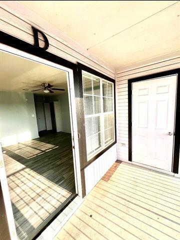 Building Photo - 2800 Cantabrian Dr