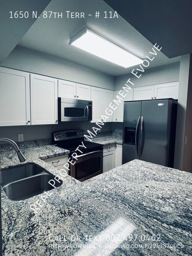 Building Photo - 2bed 2bath South Scottsdale Condo!!!