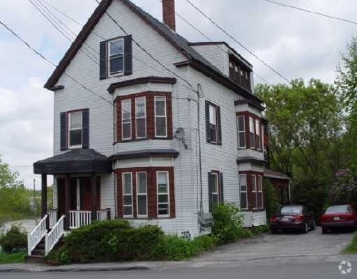 Building Photo - 106 Holland St