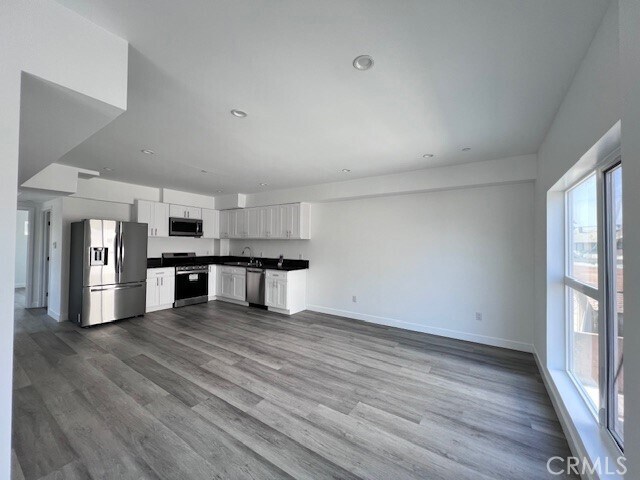 Foto del edificio - 1260 Leighton Ave