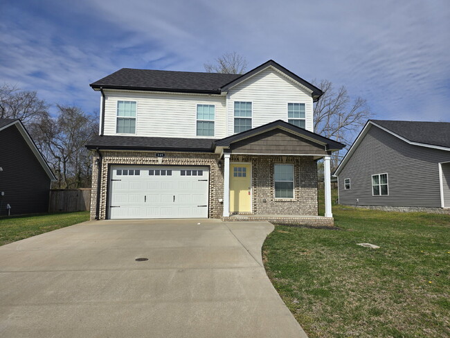 Building Photo - 849 Lutz Ln