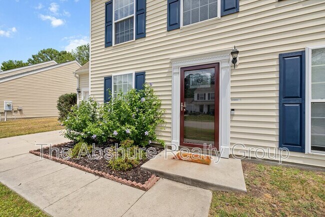 Building Photo - 5216 Carriage Pine Dr