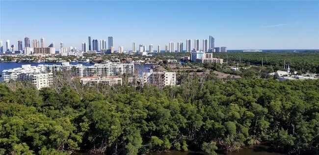 Building Photo - 16385 Biscayne Blvd