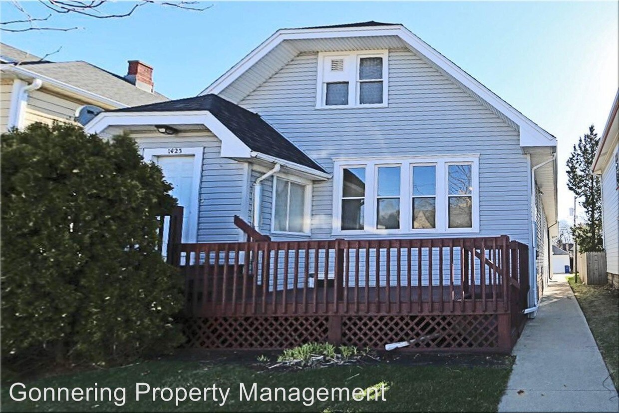 Primary Photo - 1425 West Blvd