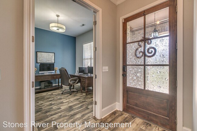 Building Photo - 5 br, 4.5 bath House - 2827 Craythorne Dr.
