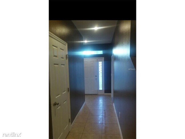 Foto del edificio - 3 br, 2.5 bath Townhome - 2243 Sweet Holly Ln