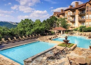 Building Photo - 6000 Shepherd Mountain Cove