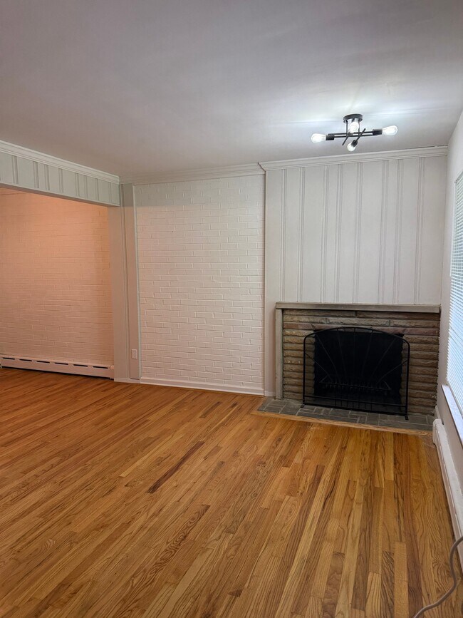 Foto del edificio - 1614 Beacon St