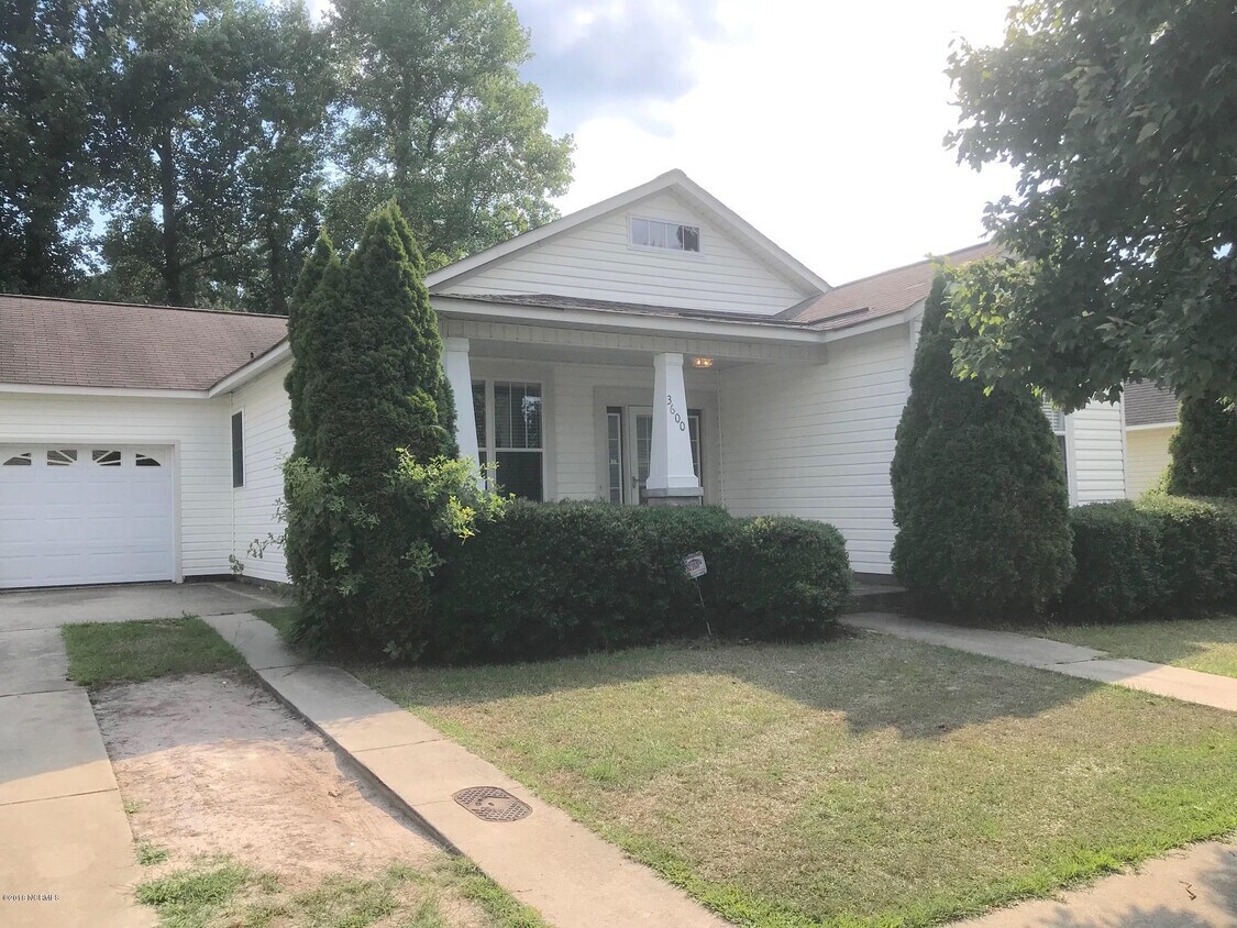 Primary Photo - 3600 Willow Run Dr