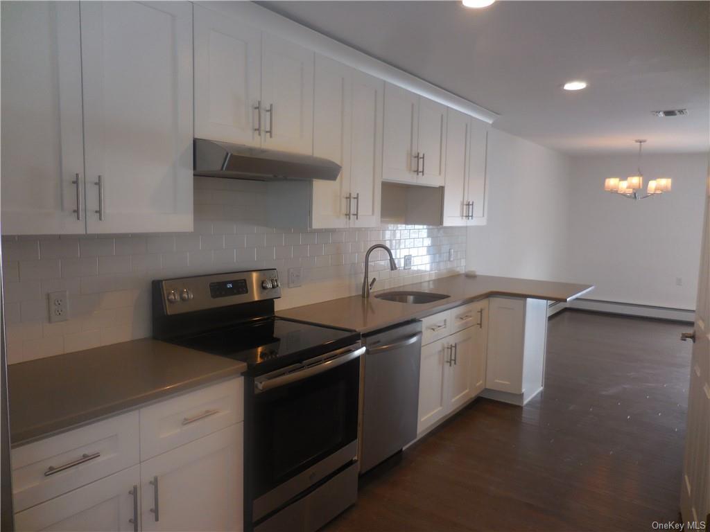 Foto principal - 10 Marshall Dr