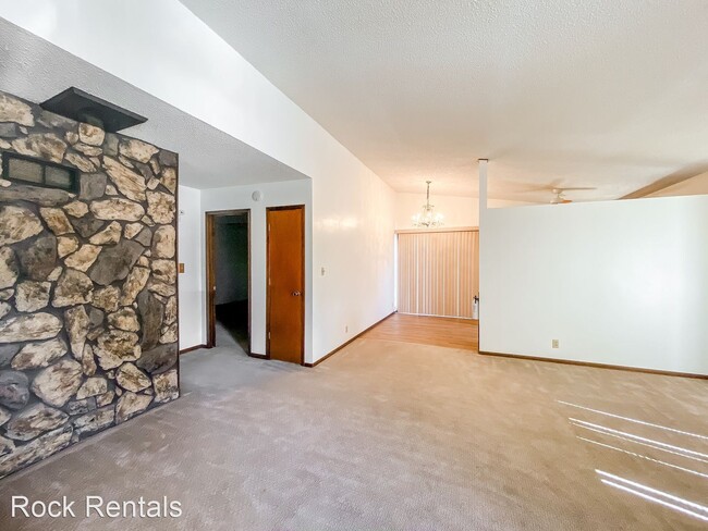 Building Photo - 2 br, 2 bath House - 506 W 36th Apt A