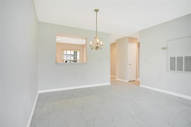 Building Photo - 13402 Fairway Glen Dr