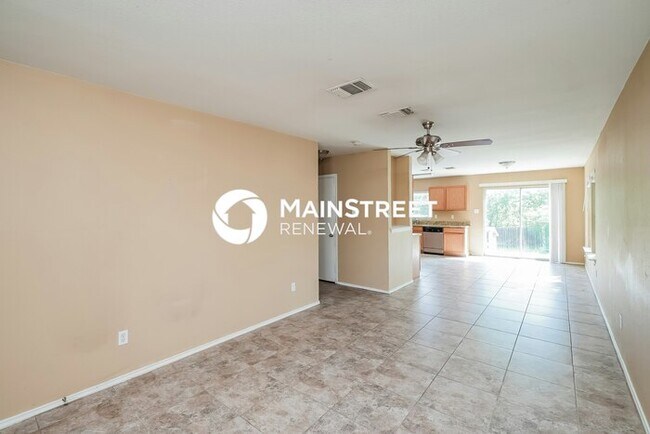Foto del edificio - 3 Bedroom Pet-Friendly Home in San Antonio...