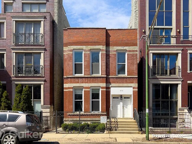 Foto del edificio - 858 N Paulina St