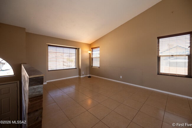 Building Photo - 8984 N Eaglestone Loop