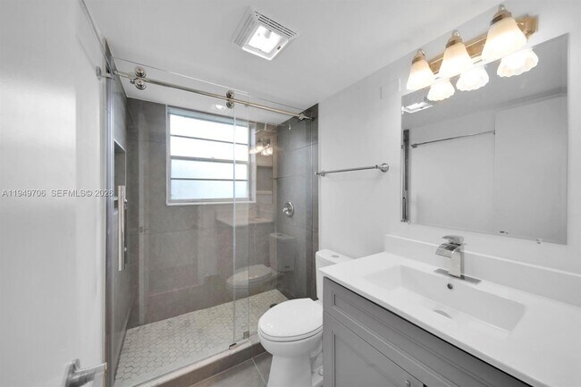 Foto del edificio - 100 Northampton E