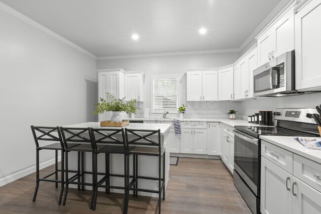 Foto del edificio - 1521 Preston St S