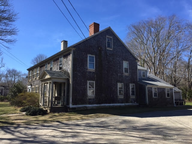 Building Photo - 194 Old Main Rd