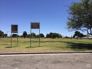 Building Photo - 10640 Cuatro Vistas Dr