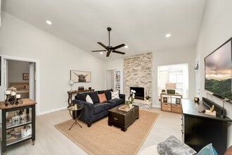 Building Photo - 2001 Bering Dr