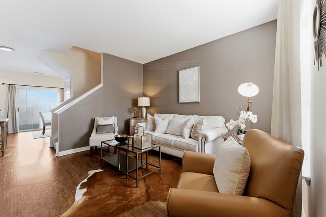 Building Photo - Battle Creek Village Townhomes