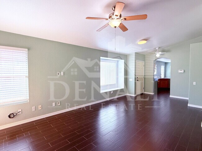 Foto del edificio - 6602 E Northridge St