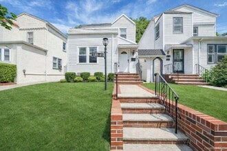 Building Photo - 138-41 230th Pl