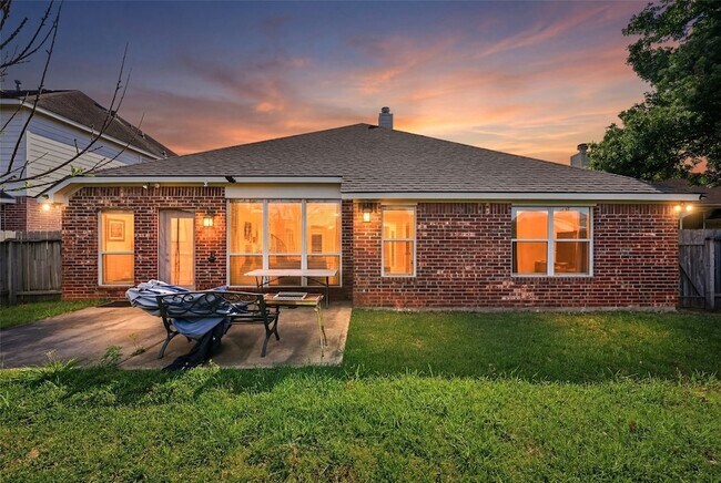 Foto del edificio - 24002 Indian Hills Way
