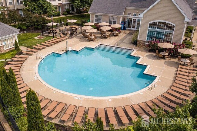 Foto del edificio - 406 Giordano Ave