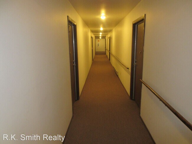 Foto del edificio - 615 Mary Ln