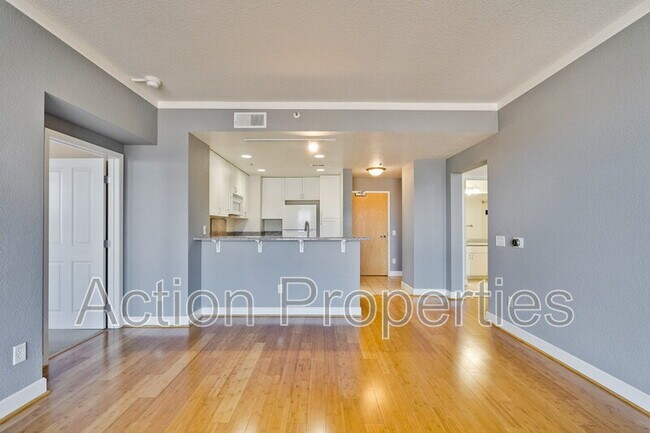 Foto del edificio - 20488 Stevens Creek Blvd