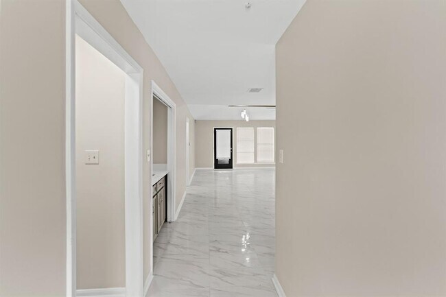 Foto del edificio - 12719 Ashford Chase Dr