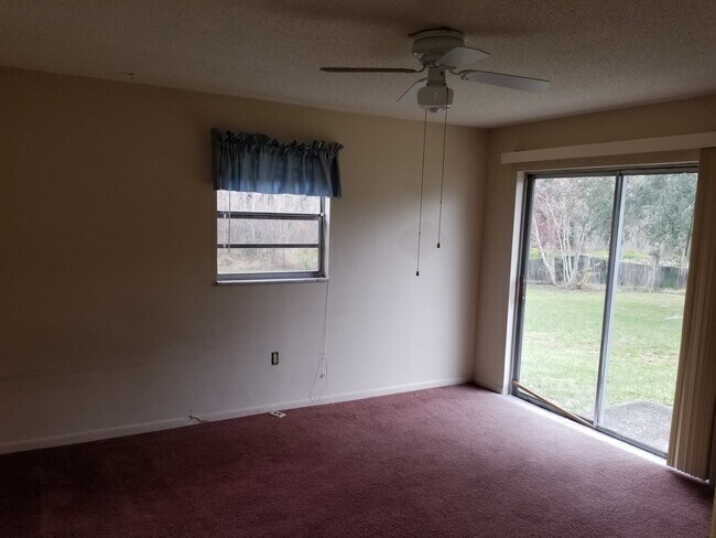 Dormitorio 1 - 6536 W.NORVELL BRYANT HWY