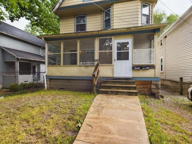 Primary Photo - 486 Crouse St