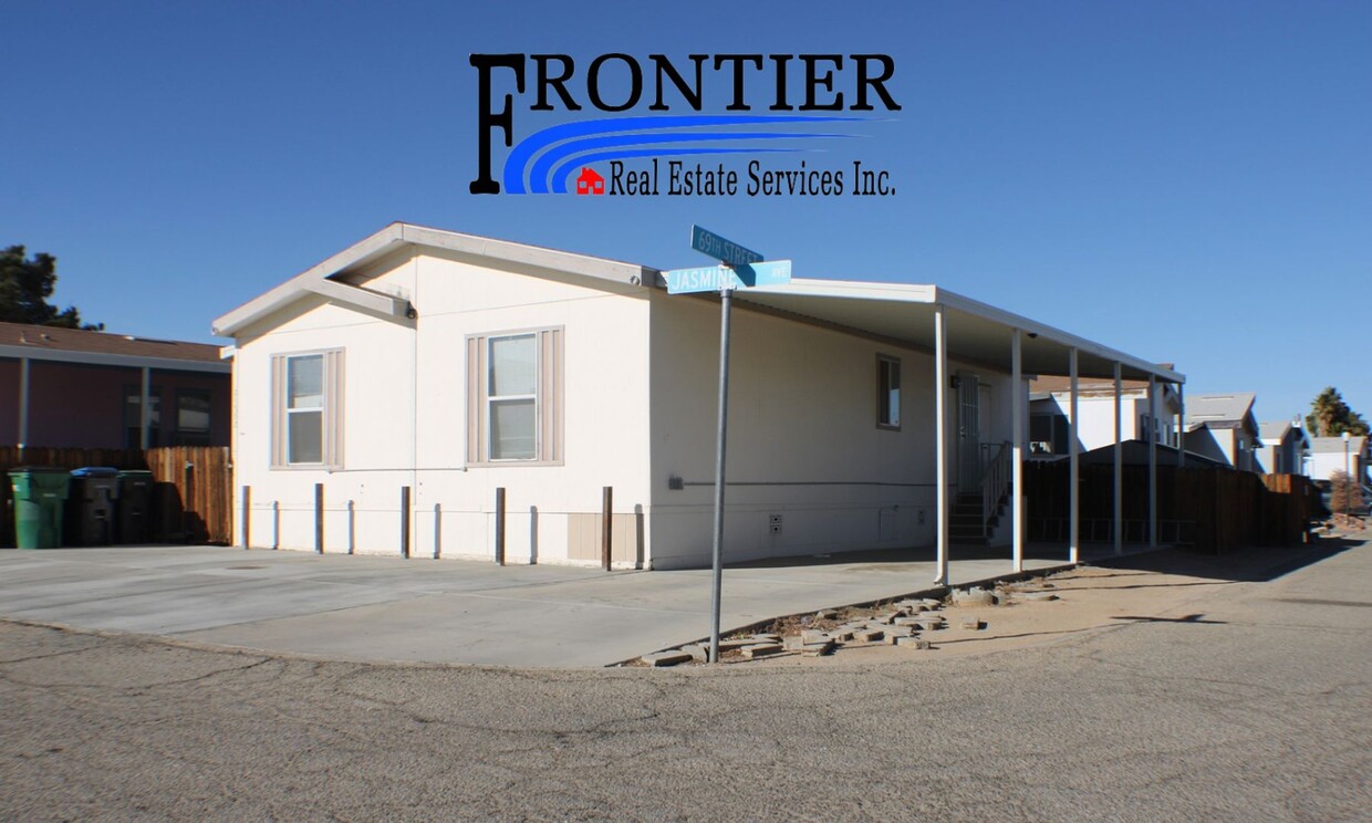 Primary Photo - Spacious 3-Bed, 2-Bath Mobile Home in Cali...