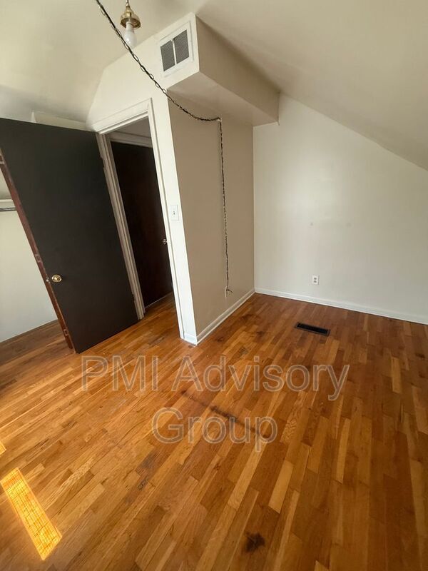 Foto del edificio - 2634 SE Adams St
