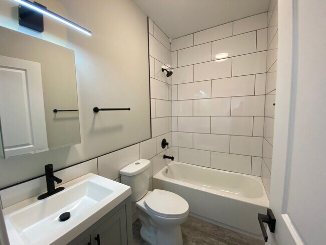 Foto del edificio - 2650 W 21st Pl