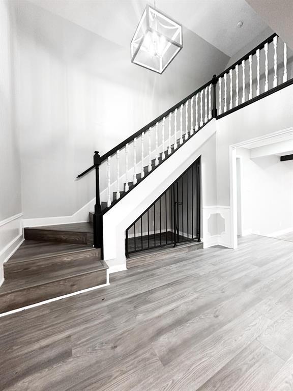 Building Photo - 537 Natchez Park