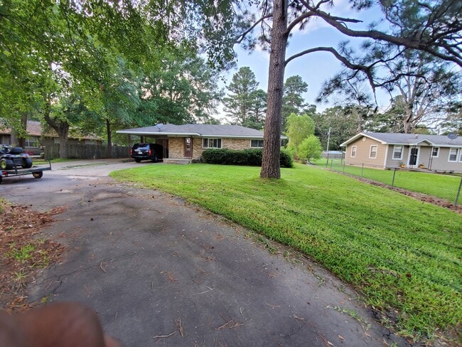Front of property - 5721 Sulphur Springs Rd