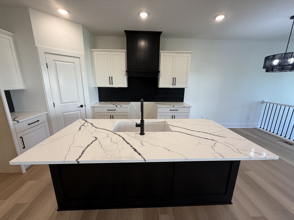 Foto principal - 782 NE 71st St