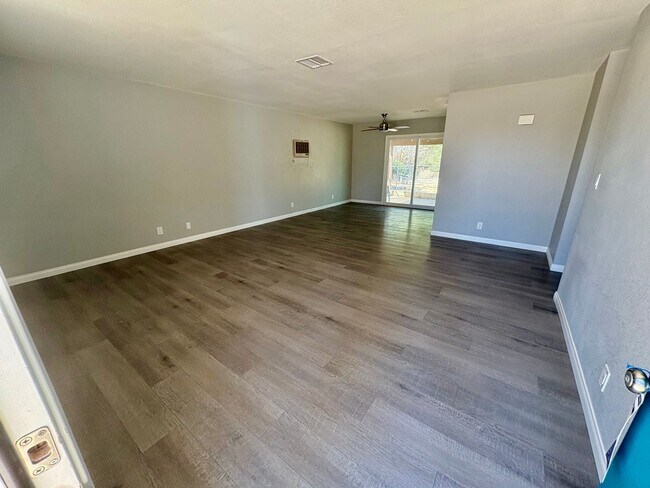 Foto del edificio - Welcoming 3 Bedroom 1.5 Bathroom Home