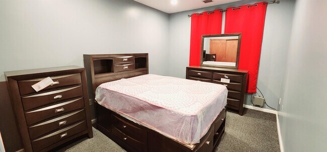 Foto del edificio - 615 25th St