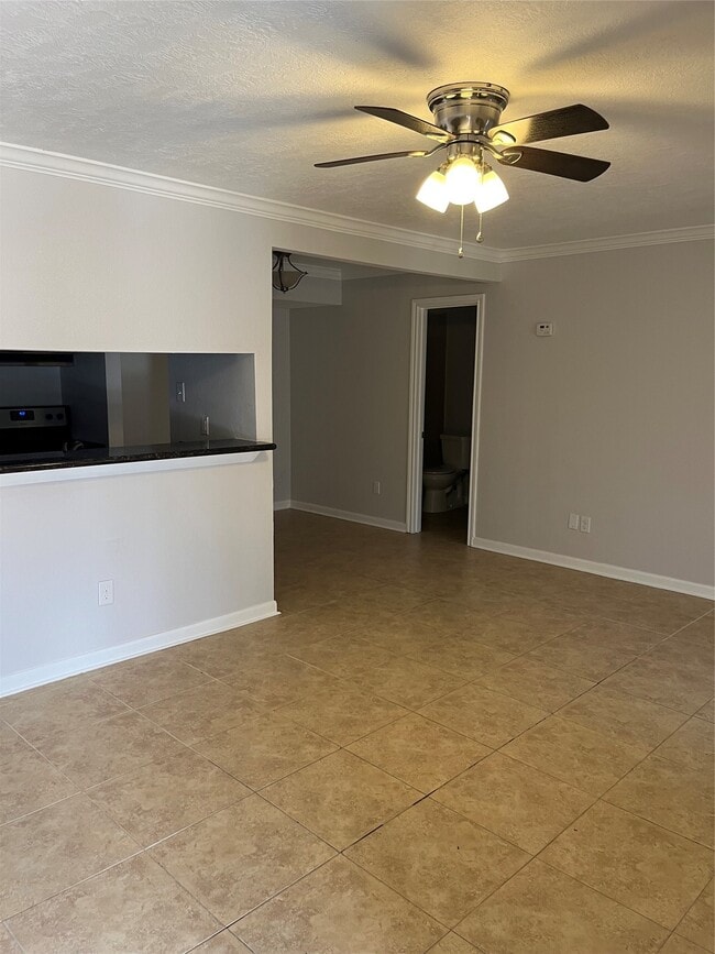 Foto del edificio - 734 Memorial Mews St